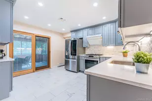 12 Grand Pl, East Northport, NY 11731 - Photo 9