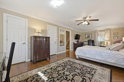 38 Pine Avenue, Floral Park, NY 11001 - Photo 21