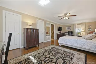 38 Pine Ave, Floral Park, NY 11001 - Photo 21