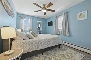 38 Pine Ave, Floral Park, NY 11001 - Photo 23