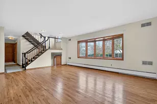 45 Maplewood Blvd, Suffern, NY 10901 - Photo 5