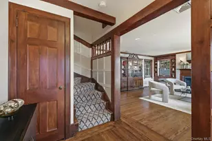 6 Janssen Dr, Manhasset, NY 11030 - Photo 5