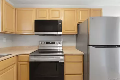 614 Fox Run Lane #614, Carmel, NY 10512 - Photo 5