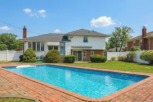 48 Eastfield Ln, Melville, NY 11747 - Photo 3