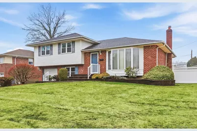 48 Eastfield Lane, Melville, NY 11747 - Photo 5