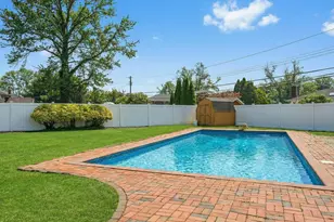 48 Eastfield Ln, Melville, NY 11747 - Photo 27