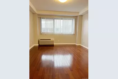 88 Cutter Mill Road #518, Great Neck, NY 11021 - Photo 3