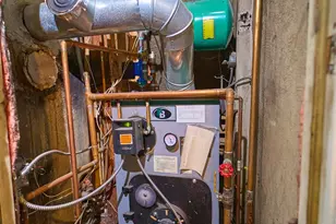 50 Tower Ln, Levittown, NY 11756 - Photo 19