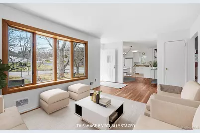 3316 Poplar Street, Yorktown Heights, NY 10598 - Photo 5