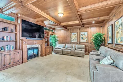 4 Shoal Drive, West Islip, NY 11795 - Photo 13