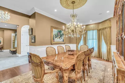 4 Shoal Drive, West Islip, NY 11795 - Photo 9