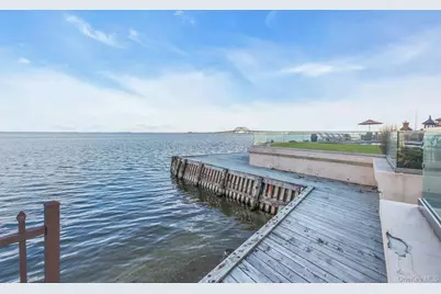 4 Shoal Drive, West Islip, NY 11795 - Photo 41