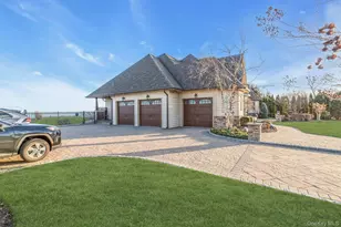 4 Shoal Dr, West Islip, NY 11795 - Photo 43