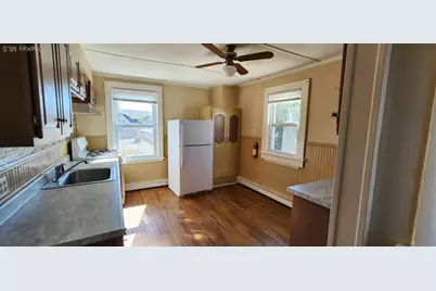 20 Delaware Street, Port Jervis, NY 12771 - Photo 11