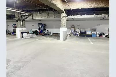 10 Canterbury Road #1B, Great Neck, NY 11021 - Photo 7