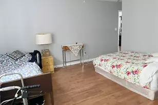 10 Canterbury Rd, Great Neck, NY 11021 - Photo 3