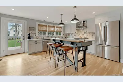 237 6th Street, Greenport, NY 11944 - Photo 9