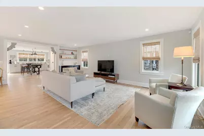 237 6th Street, Greenport, NY 11944 - Photo 3