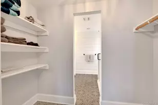 237 6th St, Greenport, NY 11944 - Photo 23