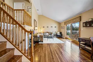 5 Martin Ln, Old Bethpage, NY 11804 - Photo 7