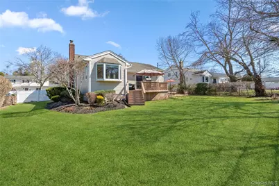 5 Martin Lane, Old Bethpage, NY 11804 - Photo 27