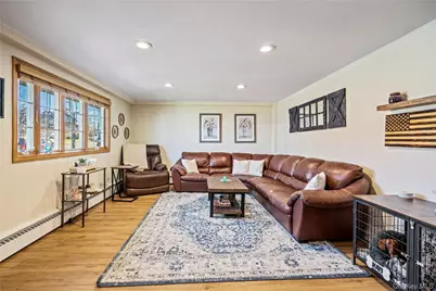 5 Martin Lane, Old Bethpage, NY 11804 - Photo 11