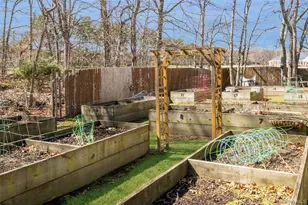 460 Old Town Rd, Port Jefferson Station, NY 11776 - Photo 21