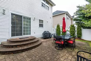 161 Cranberry Ct, Melville, NY 11747 - Photo 7