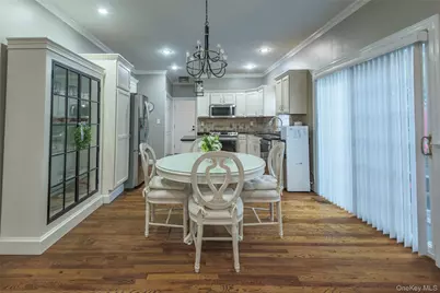 161 Cranberry Court, Melville, NY 11747 - Photo 19