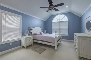 161 Cranberry Ct, Melville, NY 11747 - Photo 25