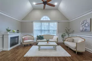 161 Cranberry Ct, Melville, NY 11747 - Photo 9