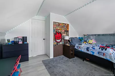 2637 Lexington Avenue, East Meadow, NY 11554 - Photo 27