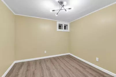 9342 204th Street, Hollis, NY 11423 - Photo 17