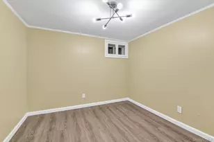 93-42 204th St, Hollis, NY 11423 - Photo 17