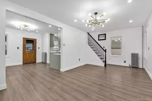 93-42 204th St, Hollis, NY 11423 - Photo 5