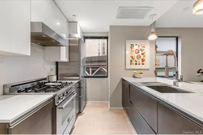 42-50 27th Street #2C, Long Island City, NY 11101 - Photo 5