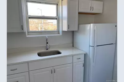 74-18 263rd Street #B-2, Glen Oaks, NY 11004 - Photo 5