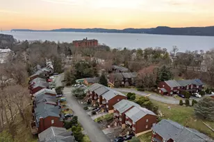 17 Knoll View, Ossining, NY 10562 - Photo 3