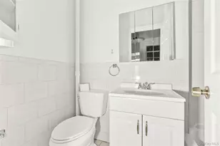 211 E 88th St, New York, NY 10128 - Photo 15