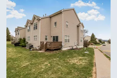 601 Crab Apple Lane, New Windsor, NY 12553 - Photo 21