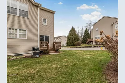 601 Crab Apple Lane, New Windsor, NY 12553 - Photo 23