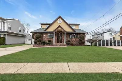 21 Terrell Lane, Hicksville, NY 11801 - Photo 1