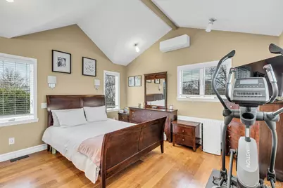 21 Terrell Lane, Hicksville, NY 11801 - Photo 13