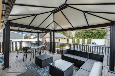 21 Terrell Lane, Hicksville, NY 11801 - Photo 17