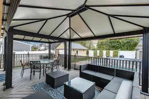 21 Terrell Ln, Hicksville, NY 11801 - Photo 17