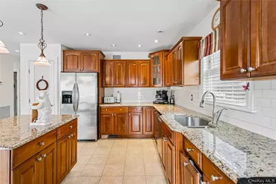 84 Barnes Street, Long Beach, NY 11561 - Photo 21