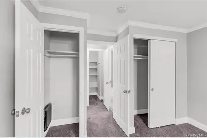 105 Newbrook Lane #105, Bay Shore, NY 11706 - Photo 9