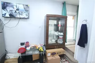 91-18 173rd St, Jamaica, NY 11432 - Photo 27