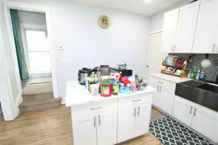 91-18 173rd St, Jamaica, NY 11432 - Photo 23