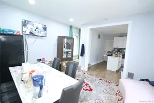 91-18 173rd St, Jamaica, NY 11432 - Photo 15